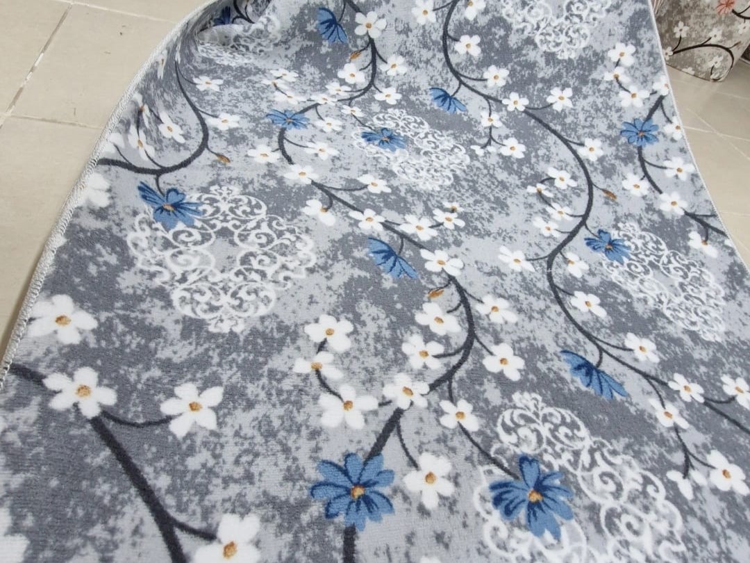 Çiçekli Papatyalı Halı - Plato